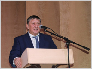 Мэр города поздравил учителей Горно-Алтайска с профессиональным праздником